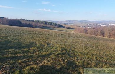 Pozemok nad Myjavou, s pekným výhľadom, 40 árov na predaj, len u nás
