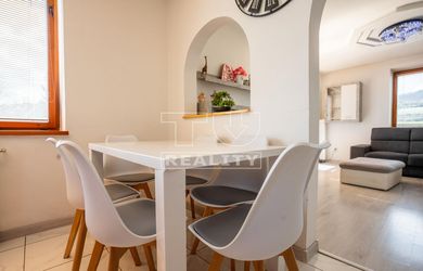 PREDANÉ! RODINNÝ DOM MALÉ LEDNICE, VIDEO + 3D PREHLIADKA, POZEMOK 815 M2