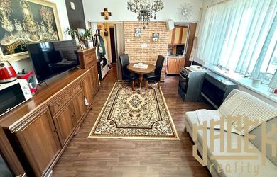 ÚTULNÝ 2-IZBOVÝ BYT VHODNÝ NA INVESTÍCIU/PRENÁJOM V POVAŽSKEJ BYSTRICI