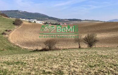 Predaj: Pozemok v Hôrky, okres Žilina, 4511m2( 036-14-JAGAa)