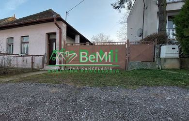 Predaj - starý rodinný dom v obci Radošina ID 118-12-LUGUa