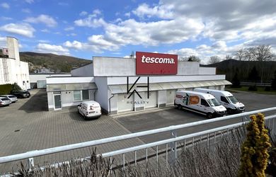 Na prenájom výrobno – skladová hala v centre mesta Púchov
