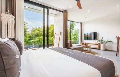 HOUSE & WEBER I BALI, Canggu: 40m2 apartmán, OKAMŽITÝ PASÍVNY PRÍJEM (1440 USD nett - august '25), TOP lokalita, OCEÁN 1 min. PEŠO, KOMPLETNE vybavený