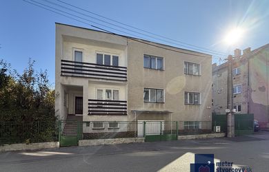 Mestská dvojvila - Staré mesto | 444 m2 | na rekonštrukciu