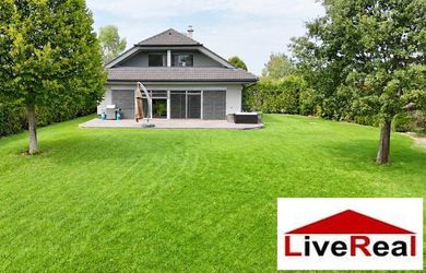 Veľký 5izb. RD, Senec - Mlynský Klin, s garážou, 3D prehliadka, pozemok 6,8 á, všetky siete