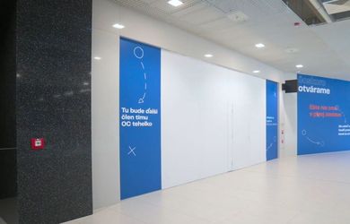 Atraktívny obchodný priestor v nákupnom centre, 342 m², Bajkalská