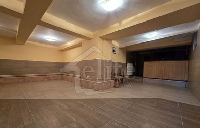 RK01031517 Komerčné / Obchodné priestory (Prenájom)