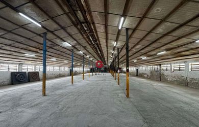 NA PRENÁJOM: SKLADOVÝ OBJEKT – 1 500 m²