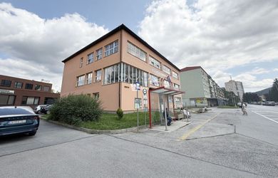 Polyfunkčný objekt so štyrmi bytmi_Dolný Kubín, Veľký Bysterec