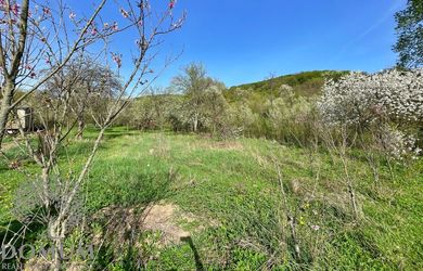 Prenájom - rekreačný pozemok 740 m² – Zemianske Podhradie