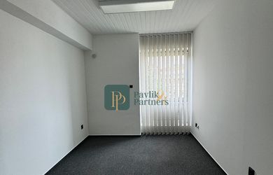 Prenájom kancelársky priestor, úplne centrum mesta, 13m2