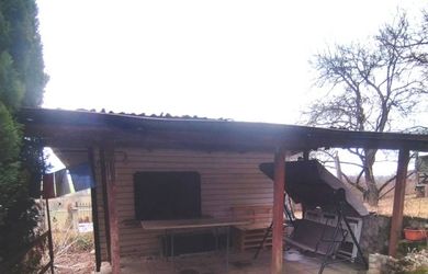 CHATKA S POZEMKOM