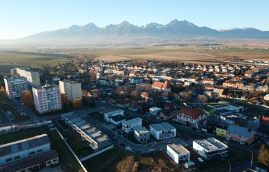 INORI | PREDAJ stavebné pozemky o rozlohe 437 m², 415 m², 312 m², 269 m², spolu rozloha 1.433 m².  Centrum Poprad - Matejovce, určené pre výstavbu RD