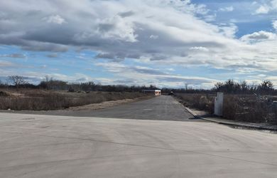 Využite príležitosť - dva krásne stavebné pozemky vedľa seba - výmera spolu 1358 m2 a šírka spolu 49,2 m