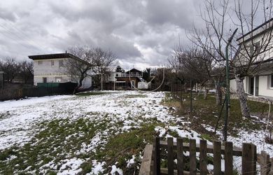 Oáza pokoja na dosah mesta! Slnečný stavebný pozemok s obrovským potenciálom, Bernolákovo, 404 m²