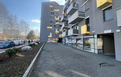 Predaj obchodného priestoru v Petržalke na Záporožskej ul.