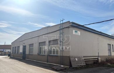 Na prenájom HALA(bývala Slovena) o výmere 610m2