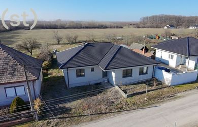 4-IZB. DOM - HORNÉ OBDOKOVCE