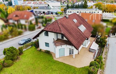 Predaj 6-izbového rodinného domu s wellnessom v Starej Turej