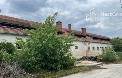 EXKLUZÍVNE  PREDAJ sklad v Záhorskej Vsi
