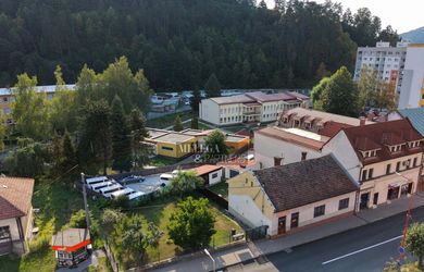 Ponúkame na predaj rodinný dom v centre mesta Krompachy