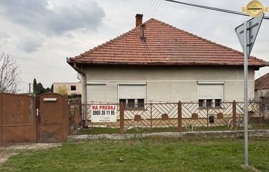 Predáme 5- izb. rodinný dom v  Mojzesove- REZERVOVANÝ!