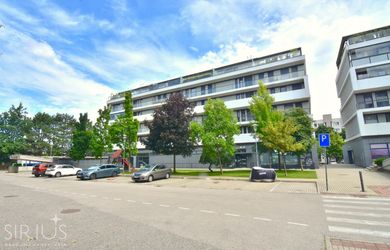PRI VINOHRADOCH, 3-i byt s veľkými loggiami, 113 m2, RAČANY BIANCO