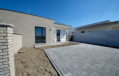 GOFAR| Moderná novostavba 4iRD+krb+terasa+záhrada+2xparking Horný Bar (DS) |Exkluzívne