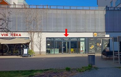 ID: 3190 Prenájom: obchodný priestor 89,35  m2