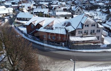 RK01021562 Komerčné / Obchodné priestory (Predaj)