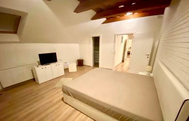 Tiché bývanie v CENTRE MESTA s WELLNESSOM, BAZÉNOM, POSILŇOVŇOU a SOLÁRIOM!