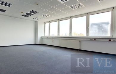 54 m2 - Open space ( možnosť čiastočne s nábytkom )