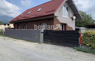 Na predaj rodinný dom v Turanoch