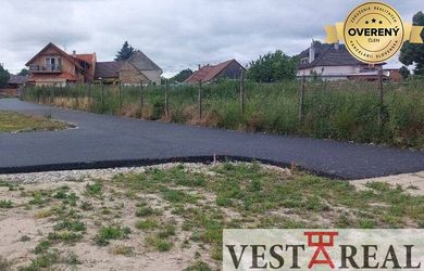 Na predaj Stavebné Pozemky o výmerách: 360m2, 408m2 ,555m2, Malá Mača