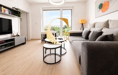GODDESS PROPERTY – exkluzívne – PRENÁJOM 2 izb byt 47 m2 – novostavba - KLIMATIZÁCIA – zariadený - LOGGIA - PARKING GARÁŽ - Na Výslní – Nový Ružinov