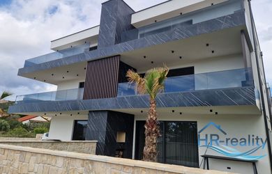 Chorvátsko, Stara Novalja – kvalitné novostavby apartmánov, krásny výhľad