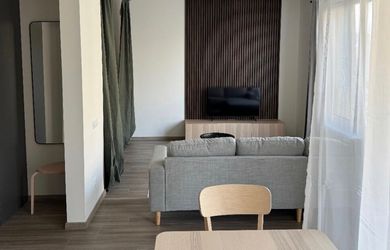 Na prenájom čistý, pekný a moderne zariadený 1,5-izbový byt TOP