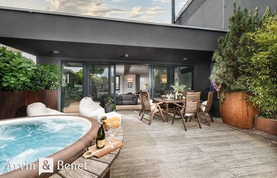 Arvin & Benet | Sofistikovaný penthouse s terasou snov