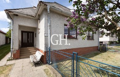 KLOKOČOV - Rodinný dom - Pôvodný stav - 8 Árový pozemok