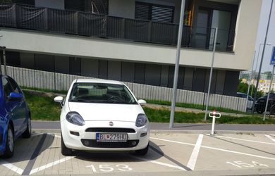 Prenájom - Parkovacie Státie Zuzany Chalupovej