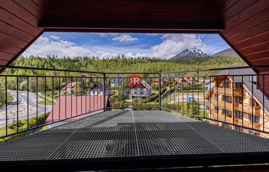 HERRYS - Na predaj luxusný 4 izbový apartmán vo výnimočnej lokalite v Tatranskej Lomnici