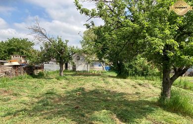 PREDAJ investičný pozemok 2205 m², možnosť rozdelenia na 3 parcely - Kuchyňa, Záhorie