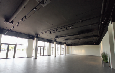 444m2 SHOWROOM/Obchodné priestory vhodné aj na fitnesscentrum, Račianska – Bratislava III