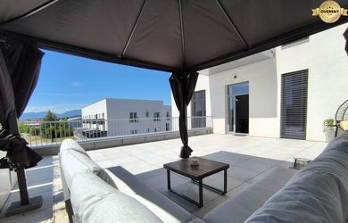 RentHub | EXKLUZÍVNA REZIDENCIA s 60 m² PANORAMATICKOU TERASOU | SMART