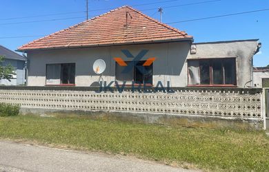 ???? Dom s obrovským potenciálom a vlastnou vinou pivnicou ????