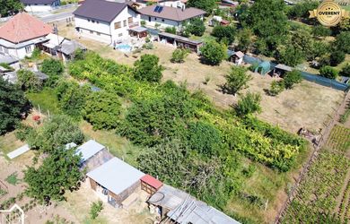 PREDAJ - 4-IZBOVÝ RODINNÝ DOM - 1449 m² - SVÄTOPLUKOVO, NITRA