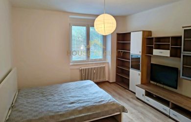 Prenájom pekný 1 izbový byt, Miletičova ulica, Bratislava II. Ružinov