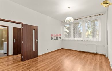 Pozrite si ÚTULNÝ 2i byt s PIVNICOU v CENTRE Senice