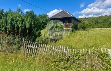 Pozemok s chalupou OSADNÉ okr. Snina