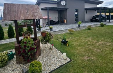 Moderná novostavba rodinného domu s veľkým pozemkom v obci Bodorová, časť Kevice
